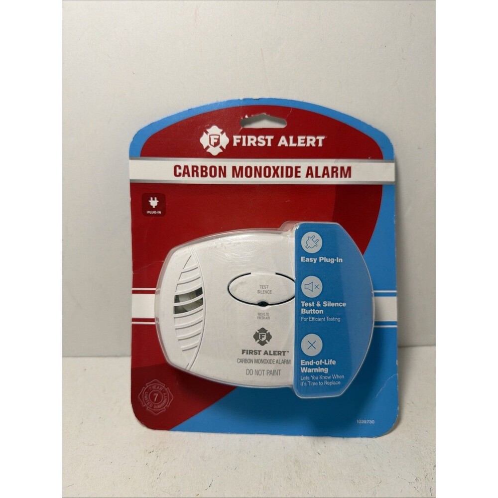 First Alert CO600 Plug-In Carbon Monoxide Alarm (Factory Sealed)